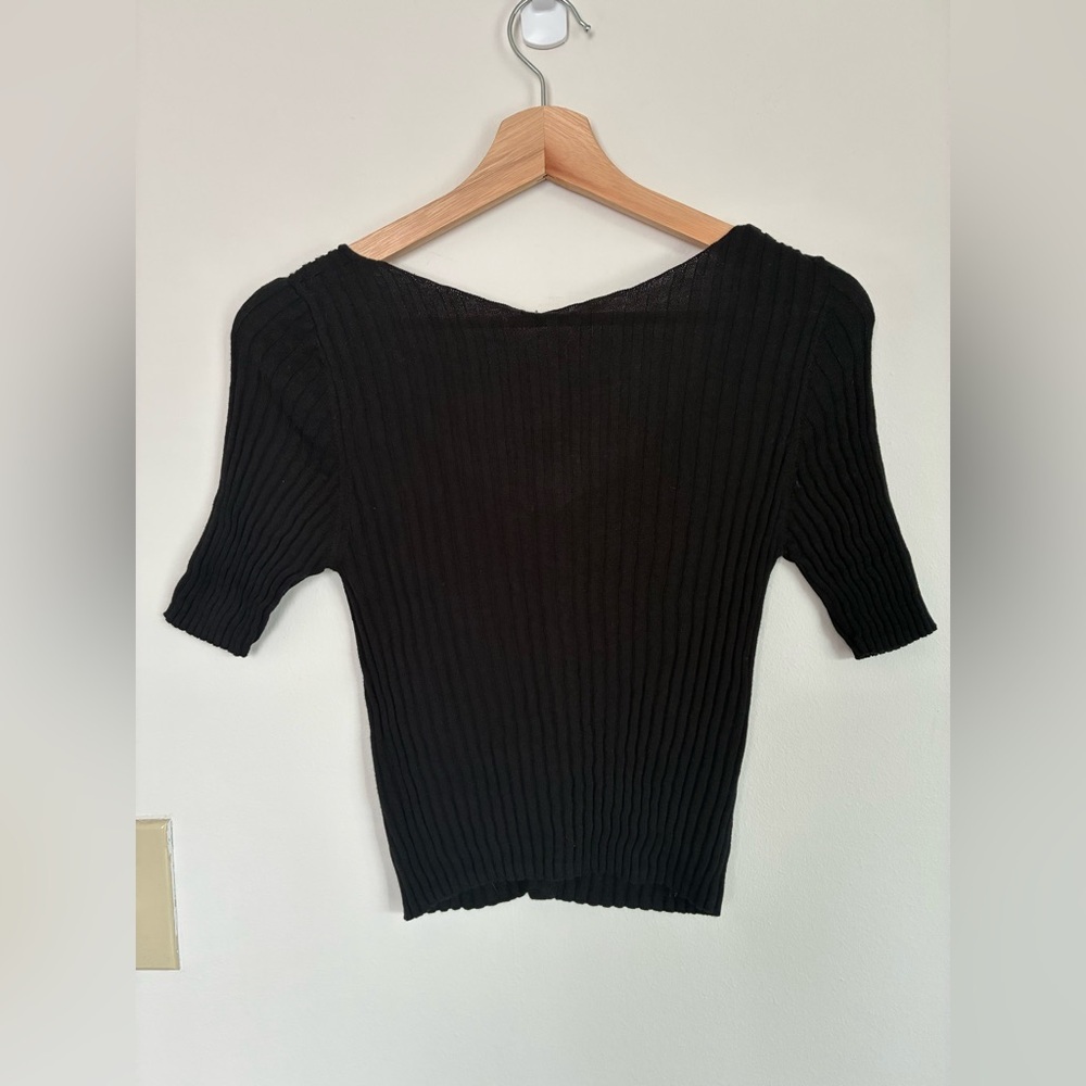 Free People Little Cutie Cardigan Top Large Black Cropped Button Ribbed NWT - Picture 4 of 7